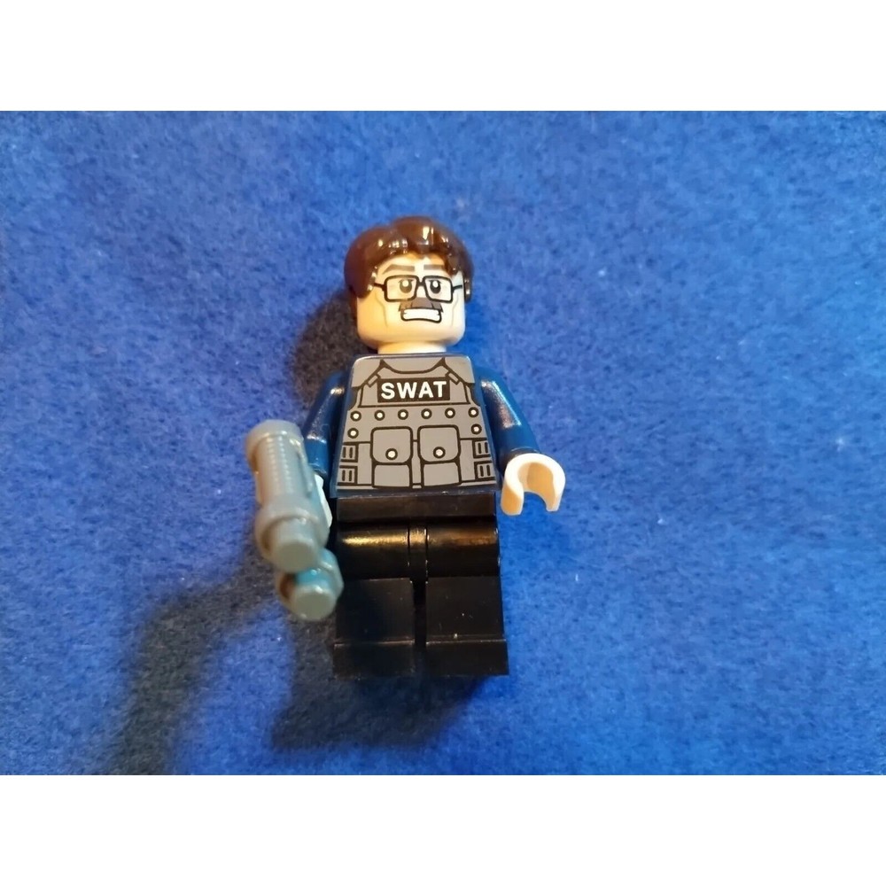 Lego Commissioner James Gordon Minifig: Dark Knight Batman Figure:  76001 sh063